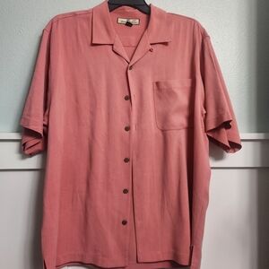 Short sleeve button up